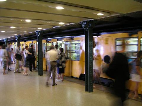 metro-budapest.jpg